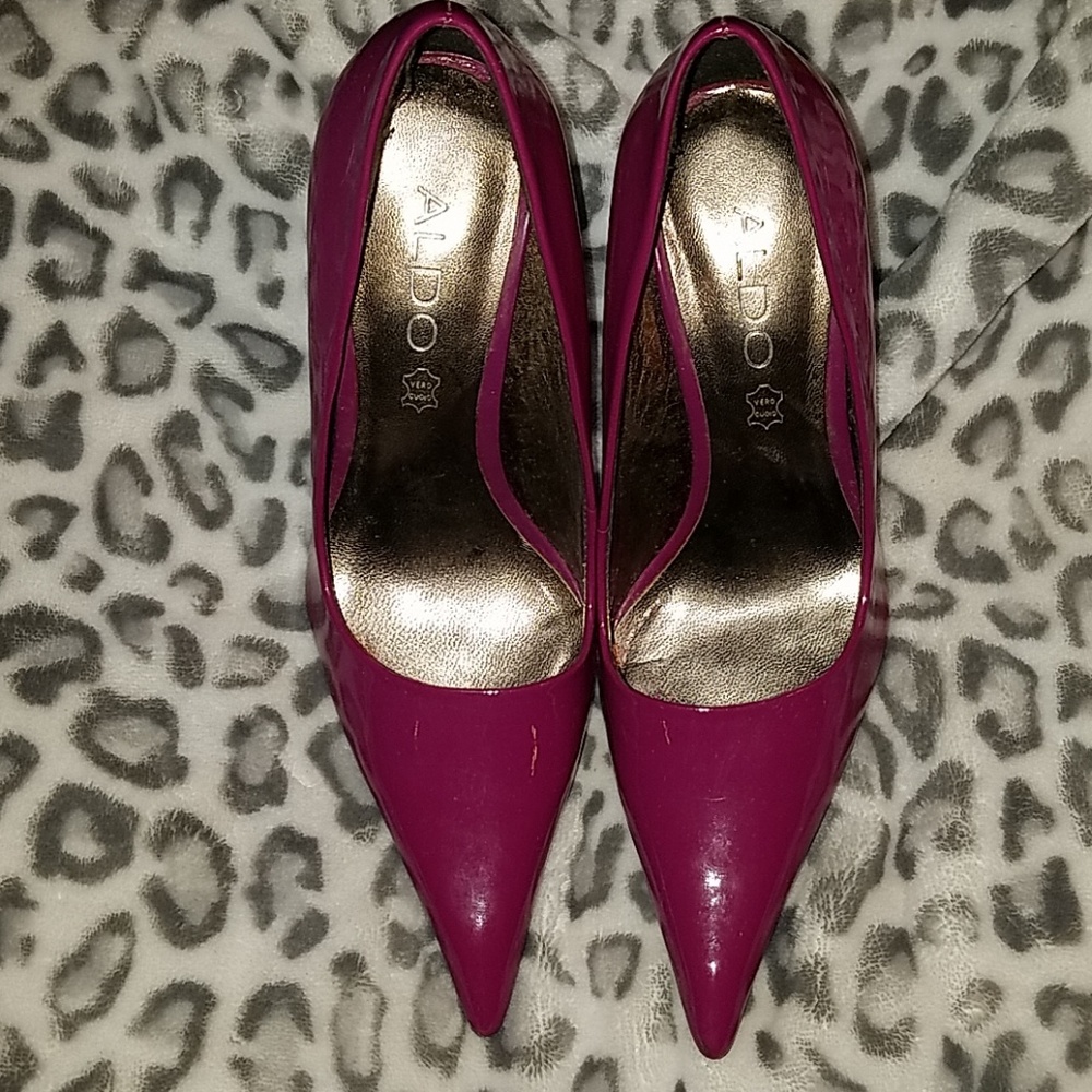 Shoes - Picture 2 of 2